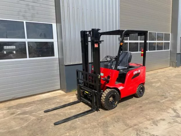 Easy lift CPD 15 Forklift