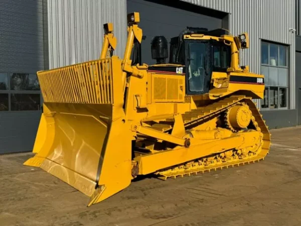 Caterpillar D8R